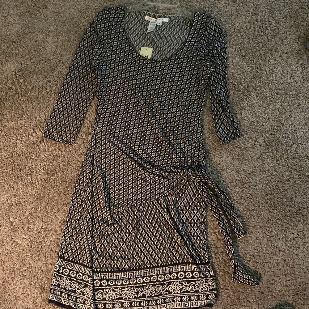Max Studio Dress - Picture 3 of 5